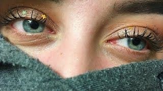 What To Do When A Woman Looks At You?