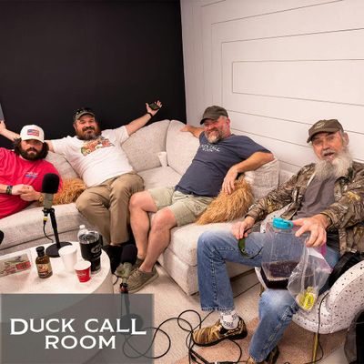 Uncle Si Crashes Sadie Robertson's Podcast Set