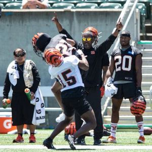 Locked On Bengals - 6/12/2019 Mandatory Minicamp Day 1: AJ Green returns, Jonah Williams is hurt, Christian Westerman gets some PT, and Joe Mixon guarantees playoffs