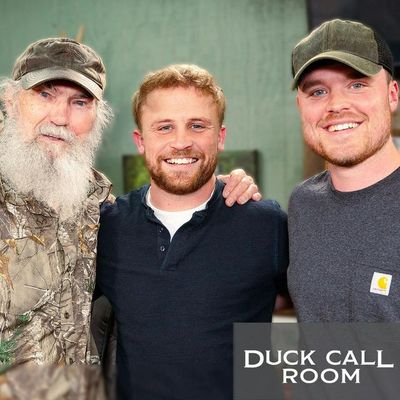 Uncle Si Tries to Make Sense of Jase & Joshfromengland’s British Ways
