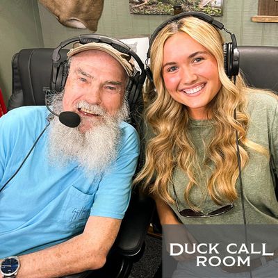 Uncle Si Fails the Miss Arkansas Teen USA Quiz Spectacularly