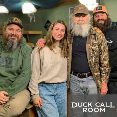 Uncle Si and Bella Robertson Pick on Korie's Cooking 'Skills'