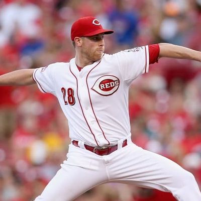 Locked on Reds - 6/6/18 DeSclafani's debut, Scooter's future and Riggleman