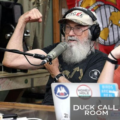 Uncle Si Is Working on His Beach Body