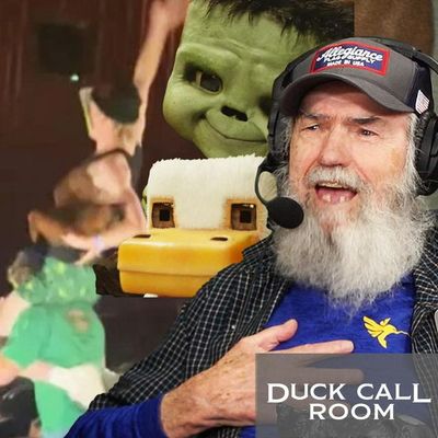 Uncle Si Reacts to Martin’s Midlife Crisis & Viral Minecraft Chicken Jockey