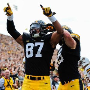 Locked On Bengals - 3/22/2019 Weekend Mailbag: Quarterbacks, NFL Draft, and more