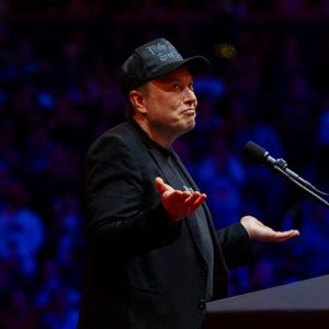 Two Billionaires’ Big Plan to Shrink Government