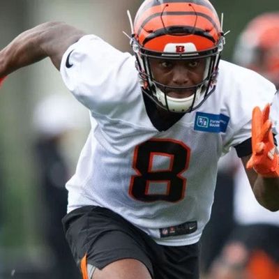 Locked On Bengals - 6/7/2019 Weekend Mailbag - Wide Receivers, the worst starters, the All Pro and Pro-Bowl Potentials, and Batman