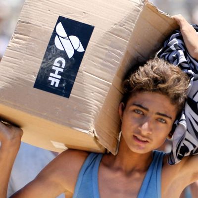 What's going wrong with aid in Gaza?