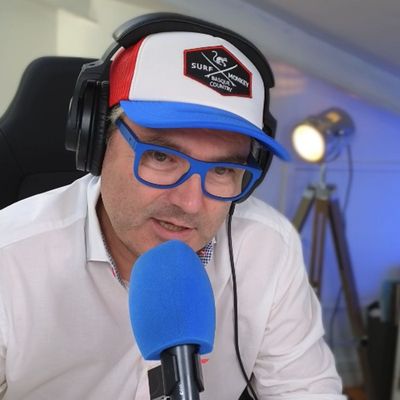La otra cara de los contratos temporales de verano - Salida de Emergencia