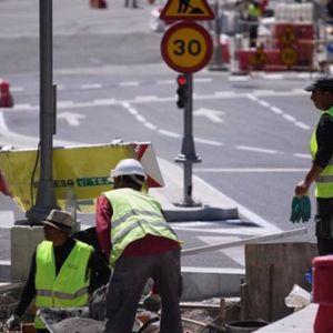 Las consecuencias de una subida salarial y reducción de la jornada de un trabajador: "Riesgo"
