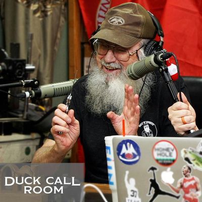 Uncle Si Needed 2 Things to Survive Vietnam