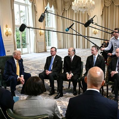 Facing persistent scrutiny over Epstein, the Trump administration rehashes 2016 probe
