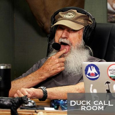 Uncle Si Reads His Funniest Email Yet