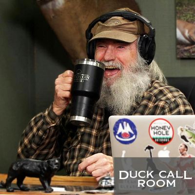 Uncle Si is Intrigued by This Humiliating Rumor About Him