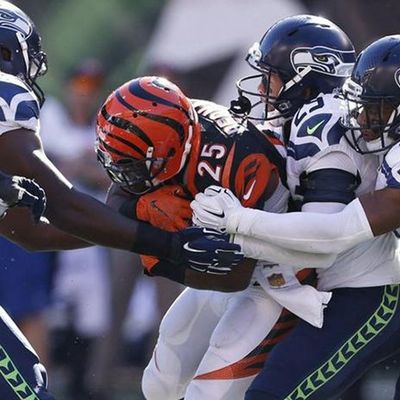 Locked On Bengals - 9/4/2019 - Gio Extended, and Crossover Wednesday! Locked On Seahawks joins us for a game preview