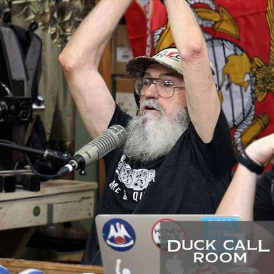 Uncle Si Has a Secret to Smelling So Good