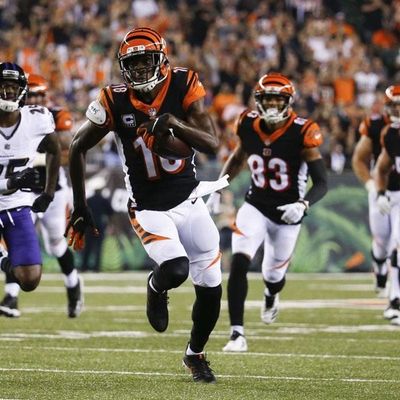Locked on Bengals - 10/30/18 Lap on Hue and our film review with Joe Goodberry
