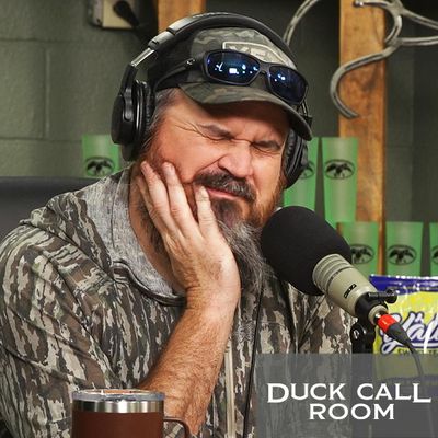 Uncle Si Reveals Why He Donned His Nightmare Fuel Bunny Costume