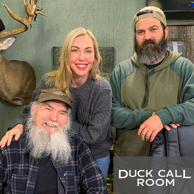 Uncle Si Is Baffled by What Jep Robertson Does Late at Night