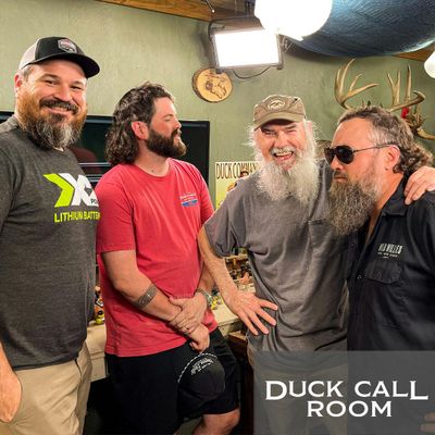 Willie Robertson & His Ex-Assistant Are Rocking Mullets Now