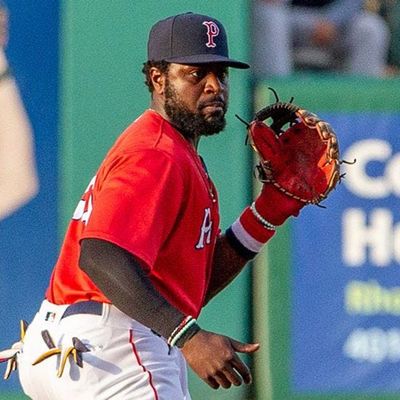 Locked on Reds - 9/4/18 A familiar record and Dat Dude is back